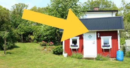 למה אתם צריכים לתלות שקיות ניילון עם מים מעל דלת הבית שלכם – הסיבה גאונית!